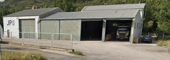 Instalaciones de Transportes Julio Puig en Barri Hostal Nou, Morella